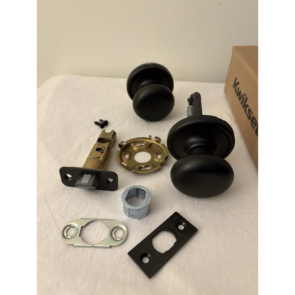 Kwikset Privacy Cove Passage Door Knob Non-Locking Matte Black 92002-920